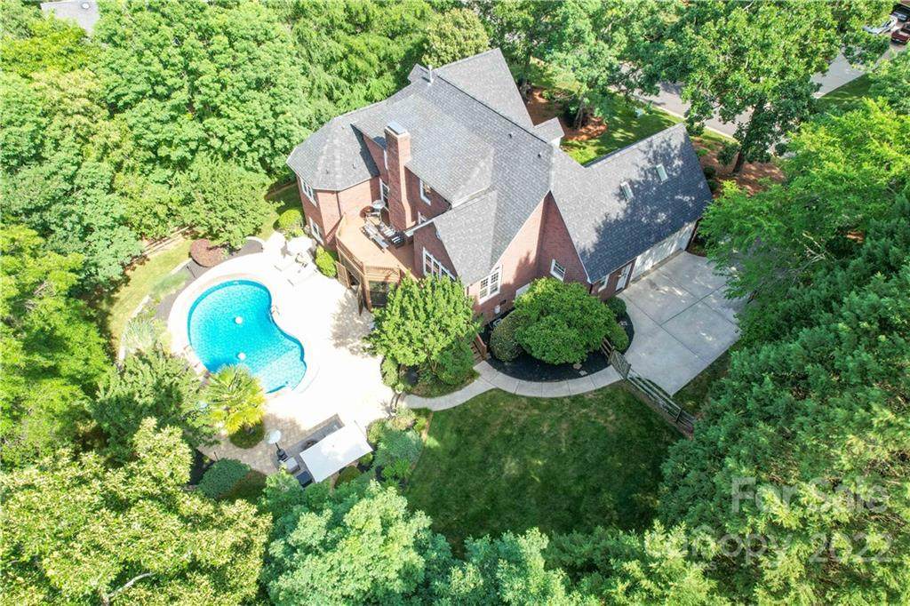 4712 Myers Lane - Photo 1