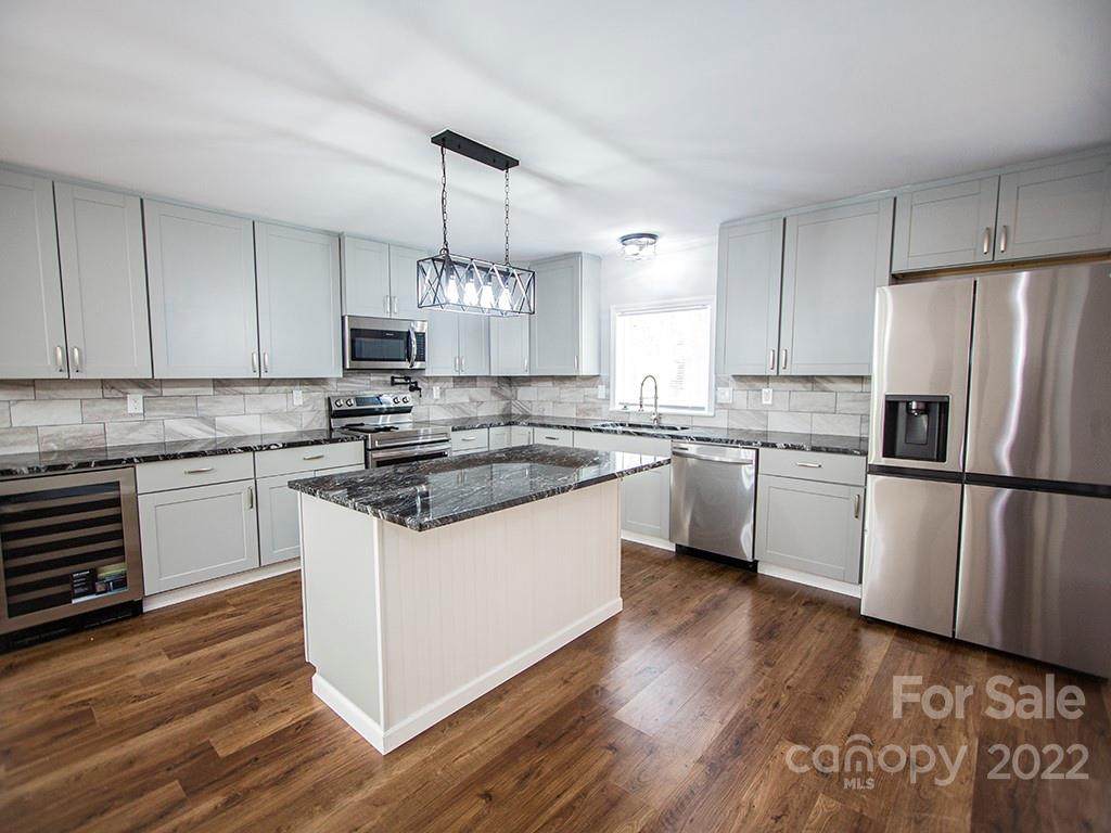668 Preston Brooks Drive - Photo 1