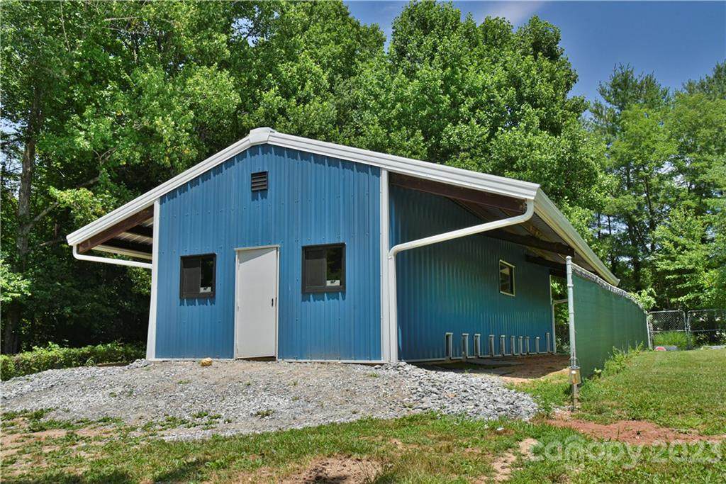 21 Redmond Drive - Photo 1