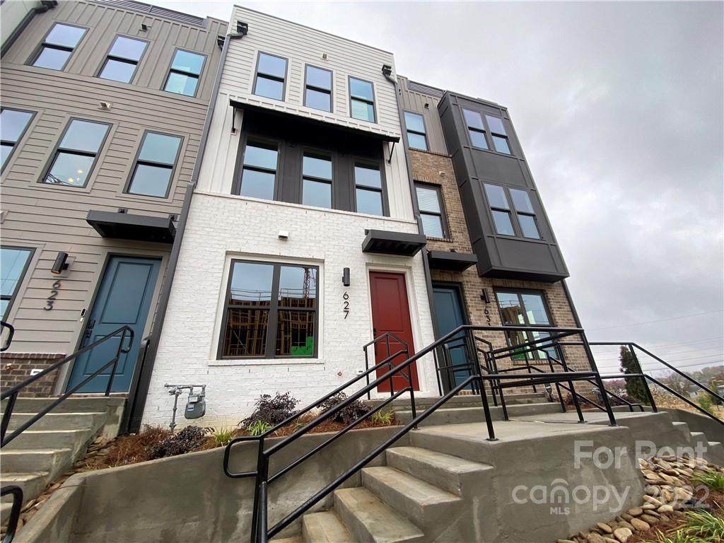 627 Tremont Avenue - Photo 1