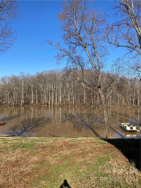 146 Riverview Boulevard - Photo 1