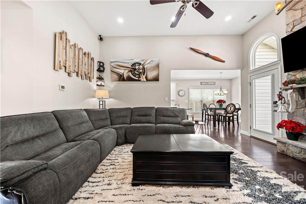 120 Durham Road - Photo 1