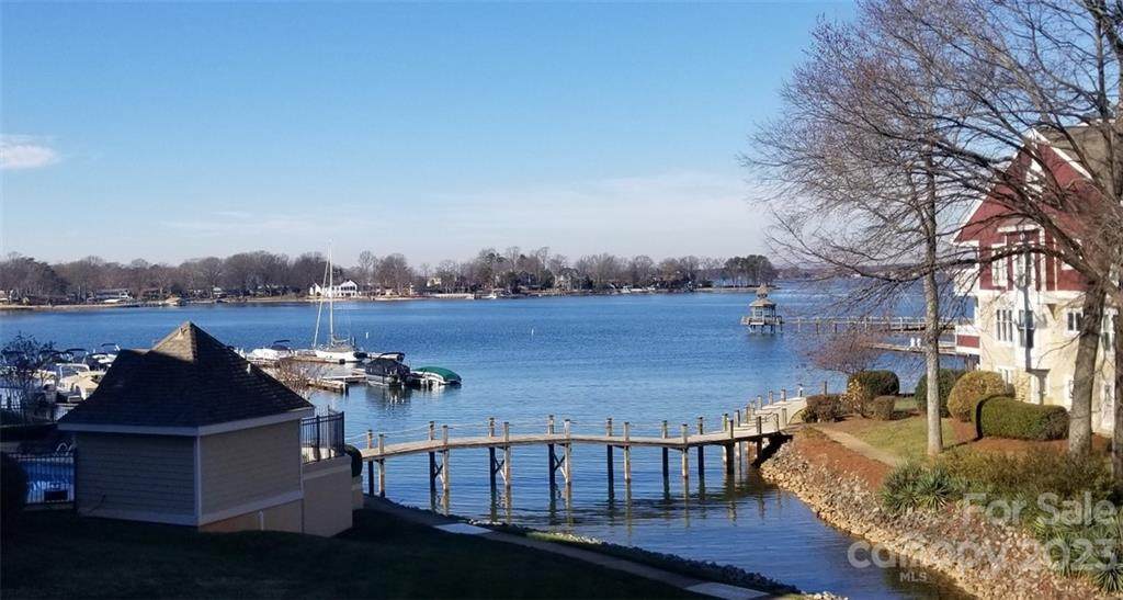 844 Southwest Drive - Photo 1