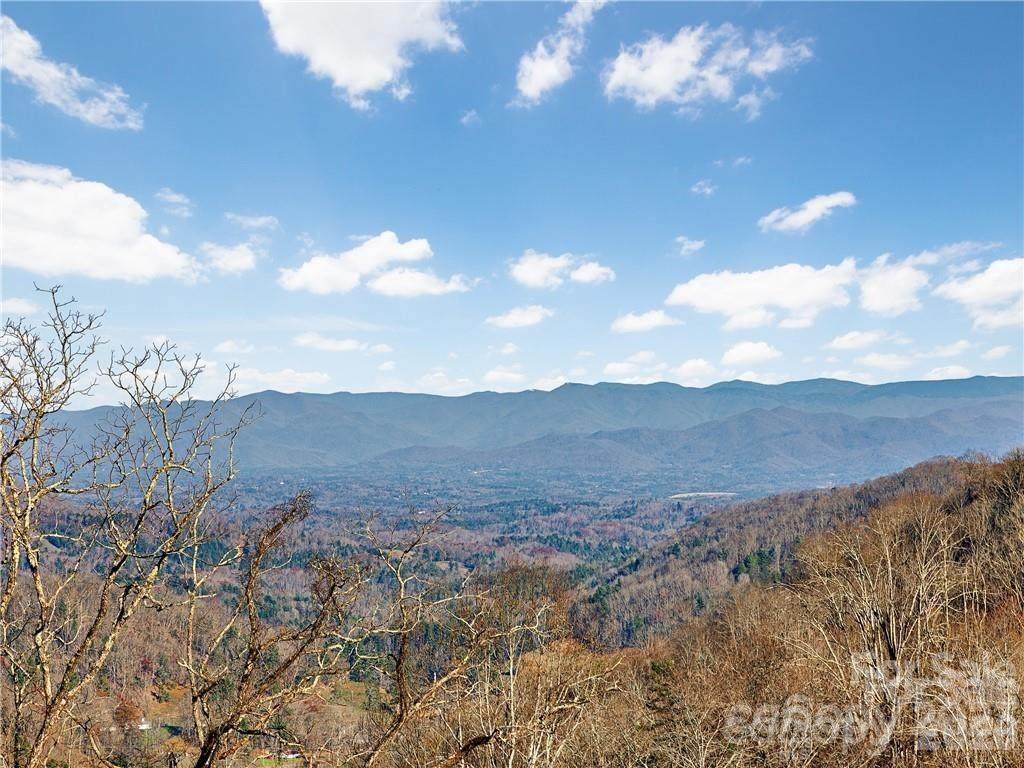 580 Freemont Drive - Photo 1