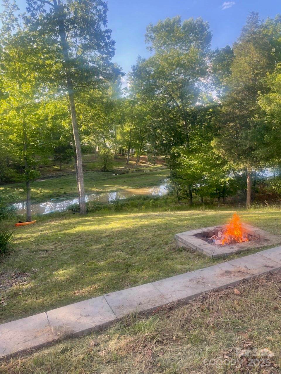 444 Snapdragon Drive - Photo 1
