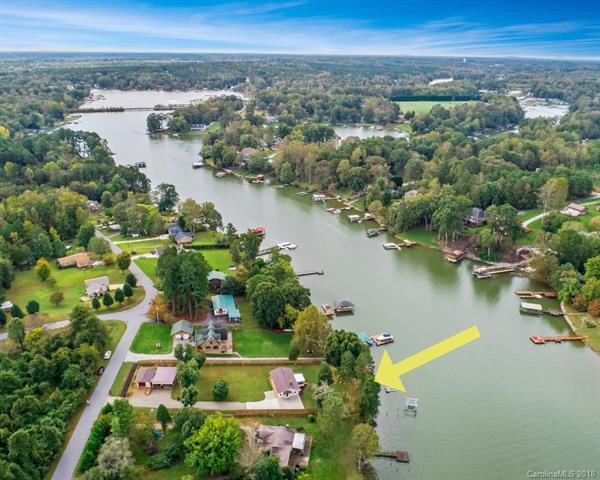 4007 Duffy Drive - Photo 1
