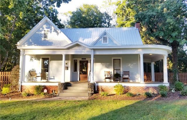3200 Tuckaseegee Road - Photo 1