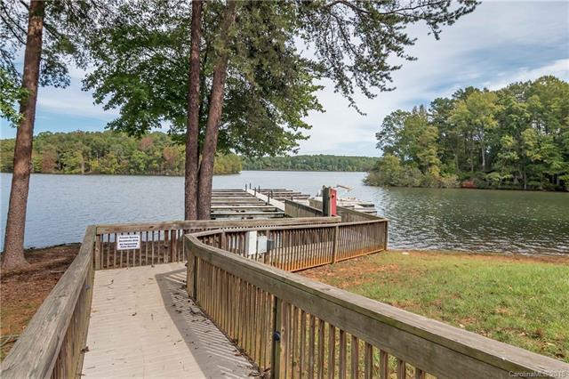 713 Northeast Drive - Photo 1