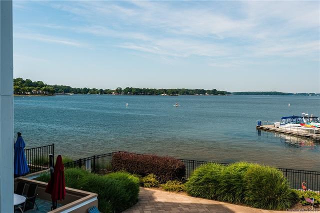 17931 Kings Point Drive - Photo 1