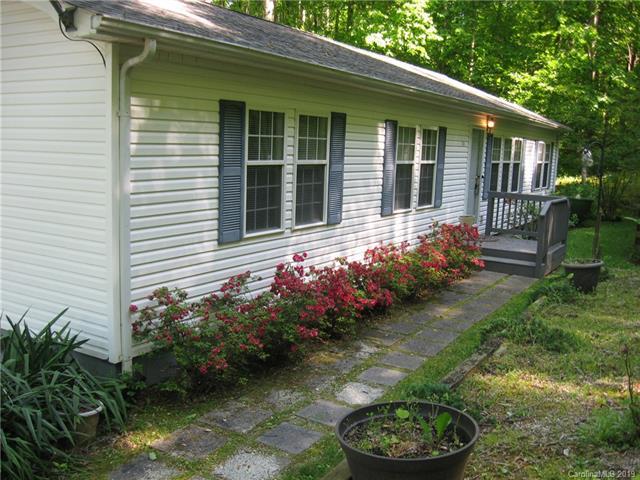 121 Twinbrook Drive - Photo 1