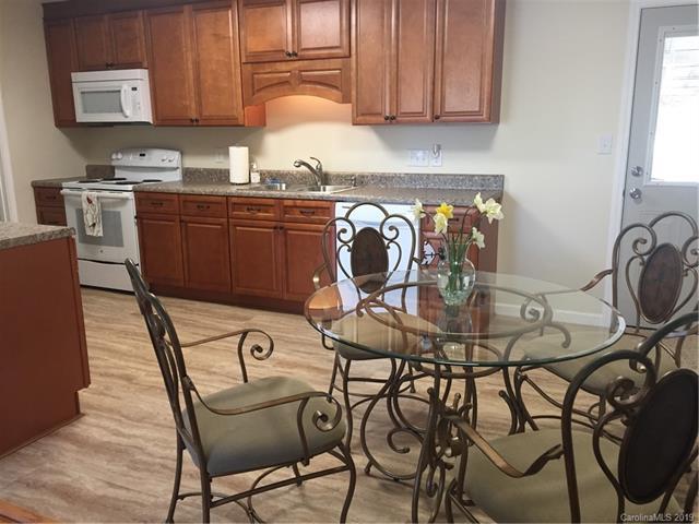 529 Willow Road - Photo 1