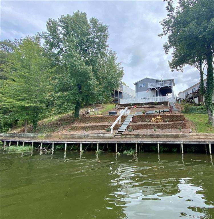 176 Grand View Drive - Photo 1