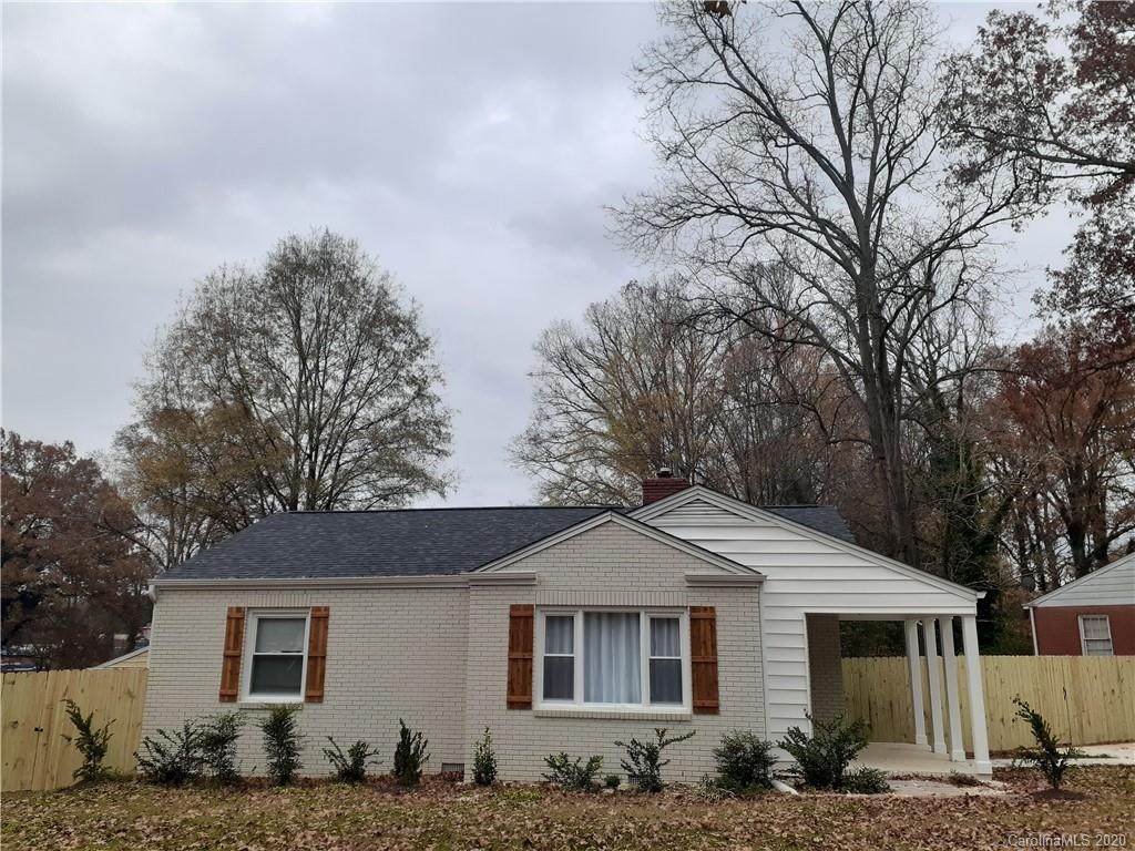 2101 Dickens Avenue - Photo 1