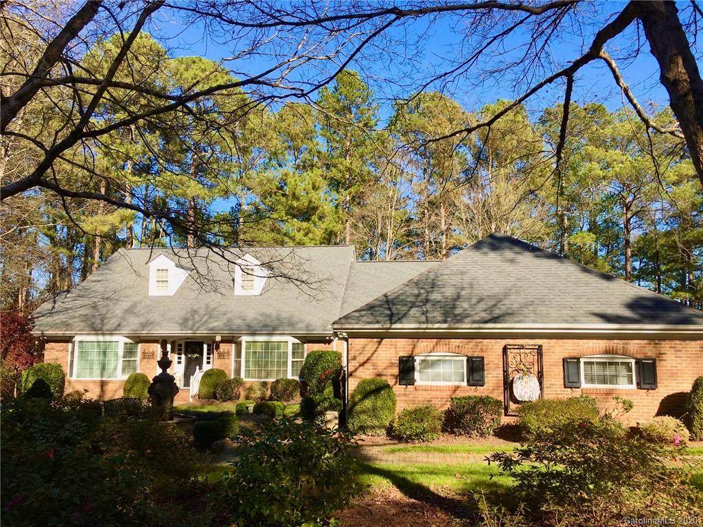 109 Forest Cliff Court - Photo 1