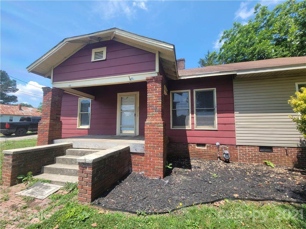 2213 Aspen Street - Photo 1