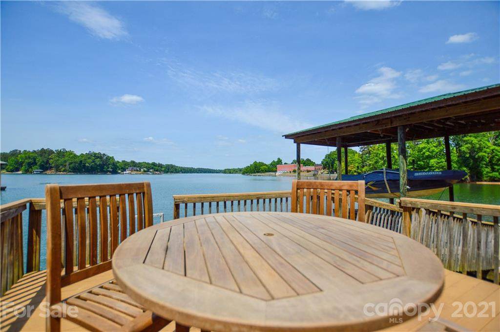 4513 Inlet Pointe Court - Photo 1