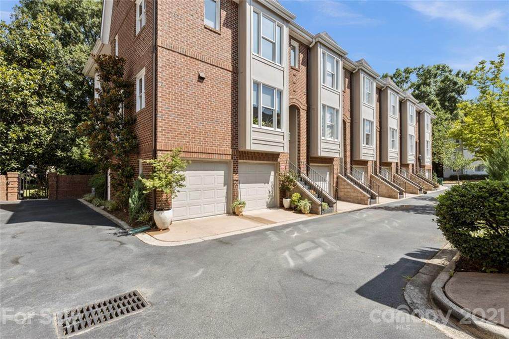 367 W 7th Street Street - Photo 1
