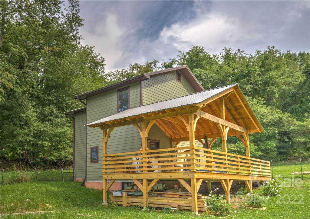 448 Sugar Creek Road - Photo 1