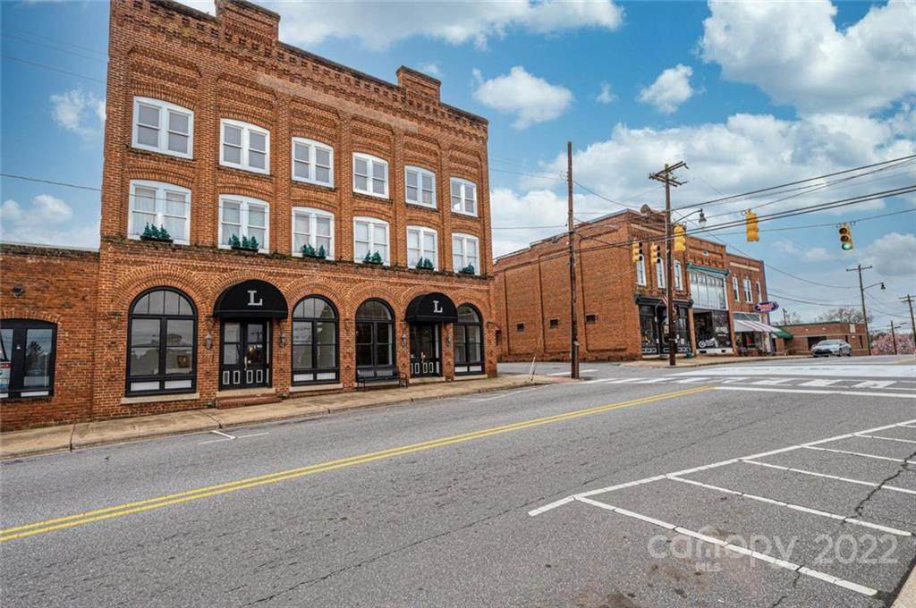 100 Main Street - Photo 1