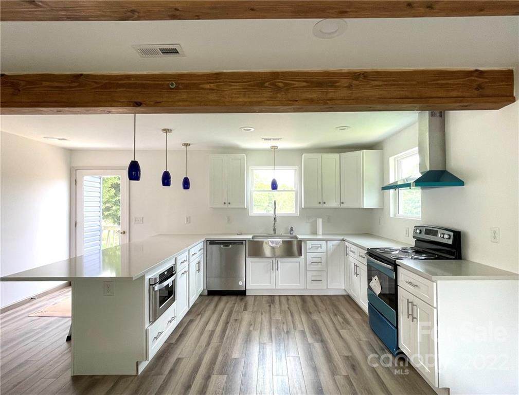 2803 Glenview Drive - Photo 1