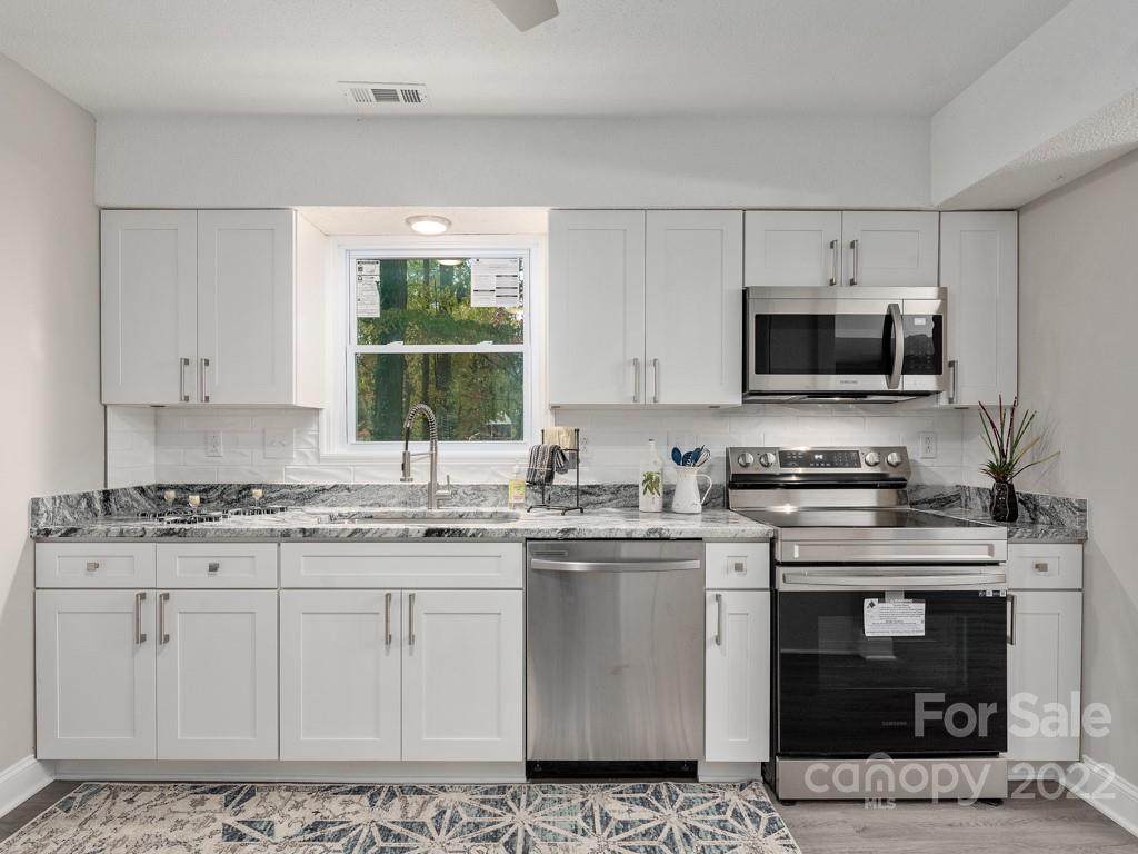 5836 Ryder Avenue - Photo 1