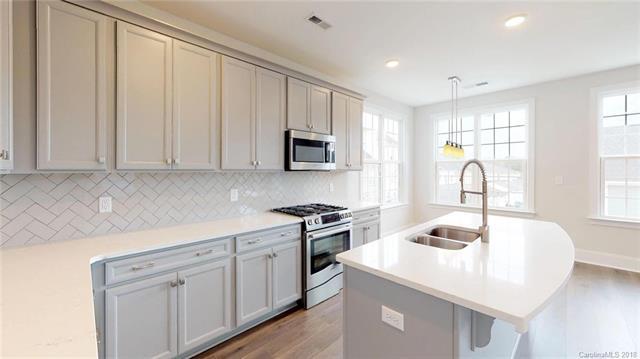 2221 Blueberry Street - Photo 1