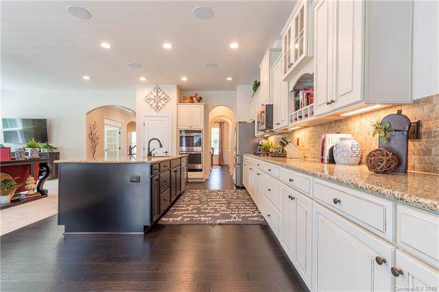 253 Ashmore Circle - Photo 1