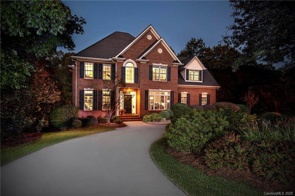1124 Torrington Circle - Photo 1