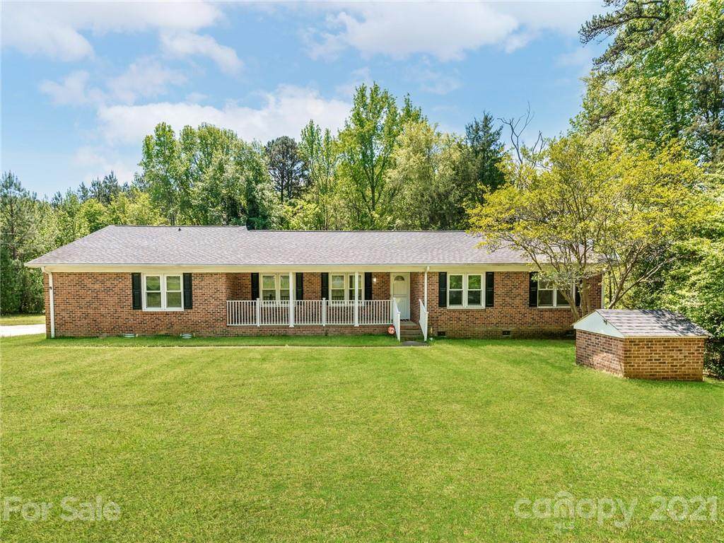 16101 Youngblood Road - Photo 1