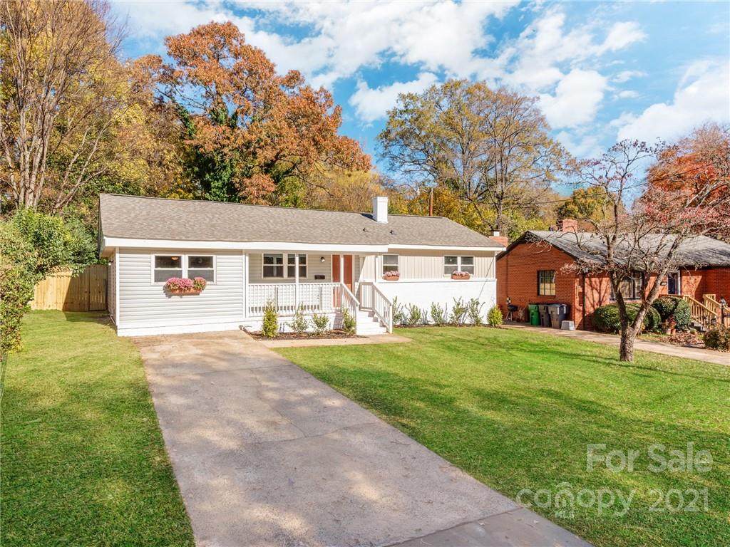 3216 Credenza Road - Photo 1