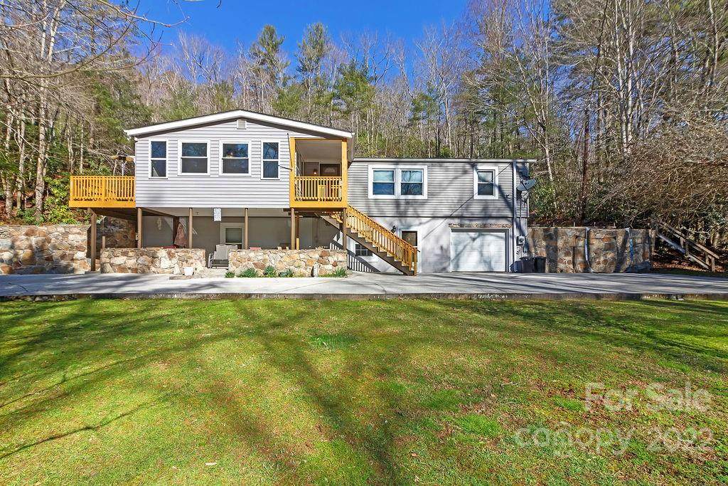 28 Elise Drive - Photo 1