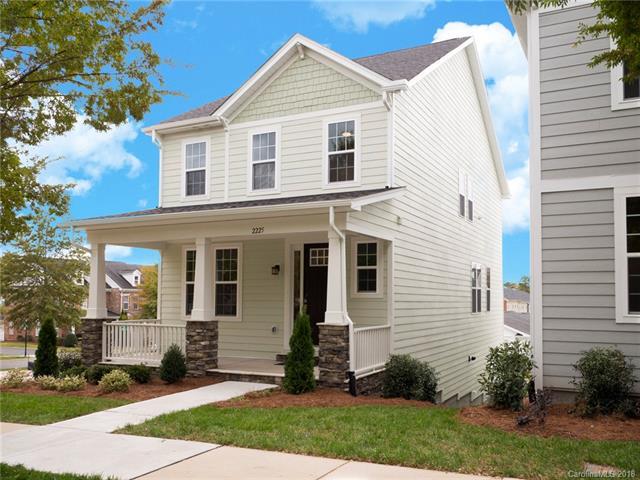 2225 Blueberry Street - Photo 1