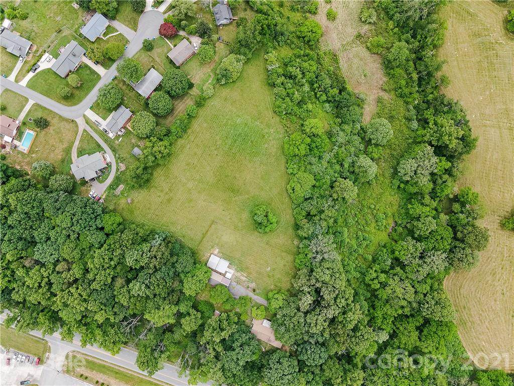 2036 Smokey Park Highway - Photo 1