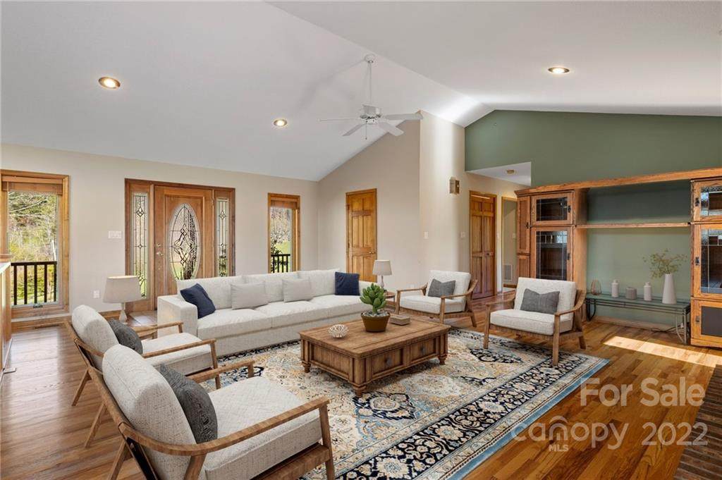 290 Cody Road - Photo 1