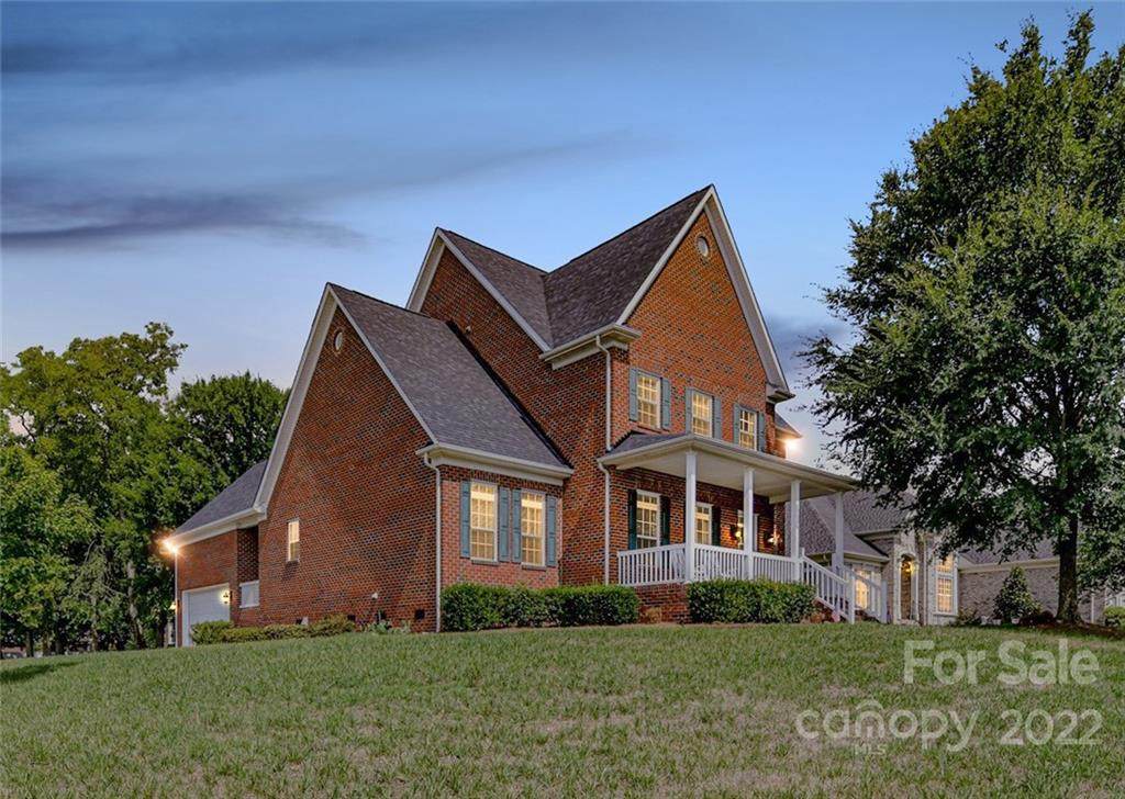 719 King Fredrick Lane - Photo 1