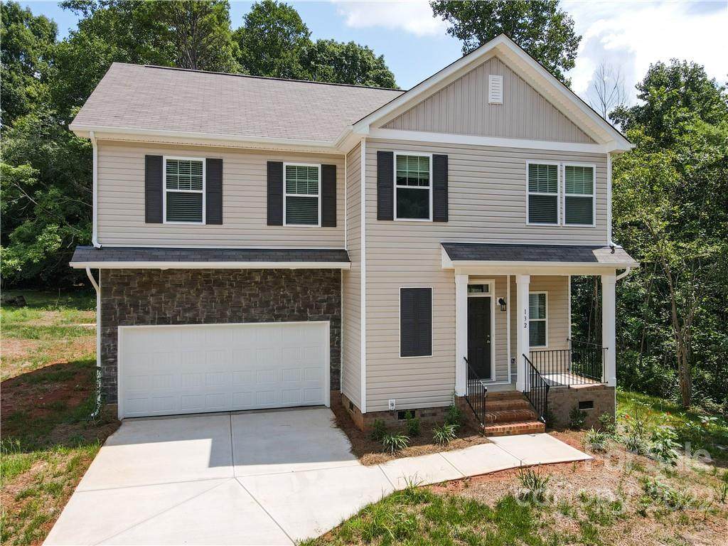 132 Kingswood Drive - Photo 1