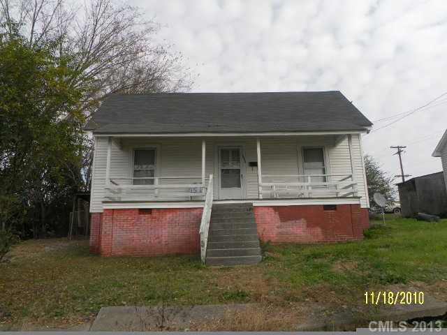1108 5th Street - Photo 1