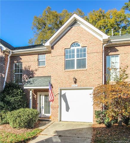 4762 Hunter Crest Lane - Photo 1