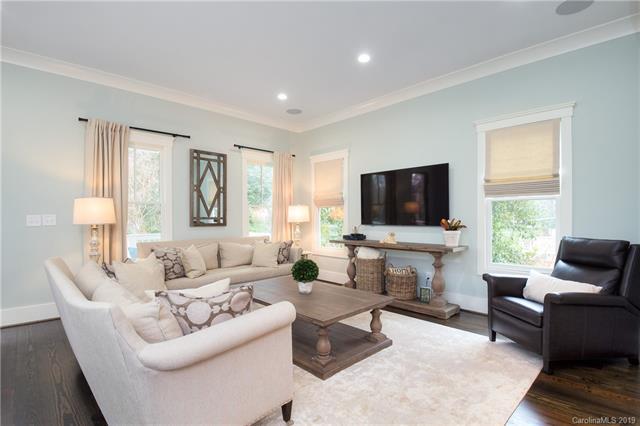 536 Tremont Avenue - Photo 1
