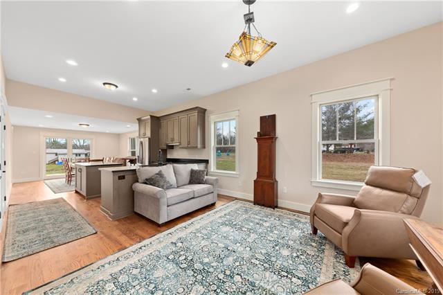 501 Stanwood Lane - Photo 1