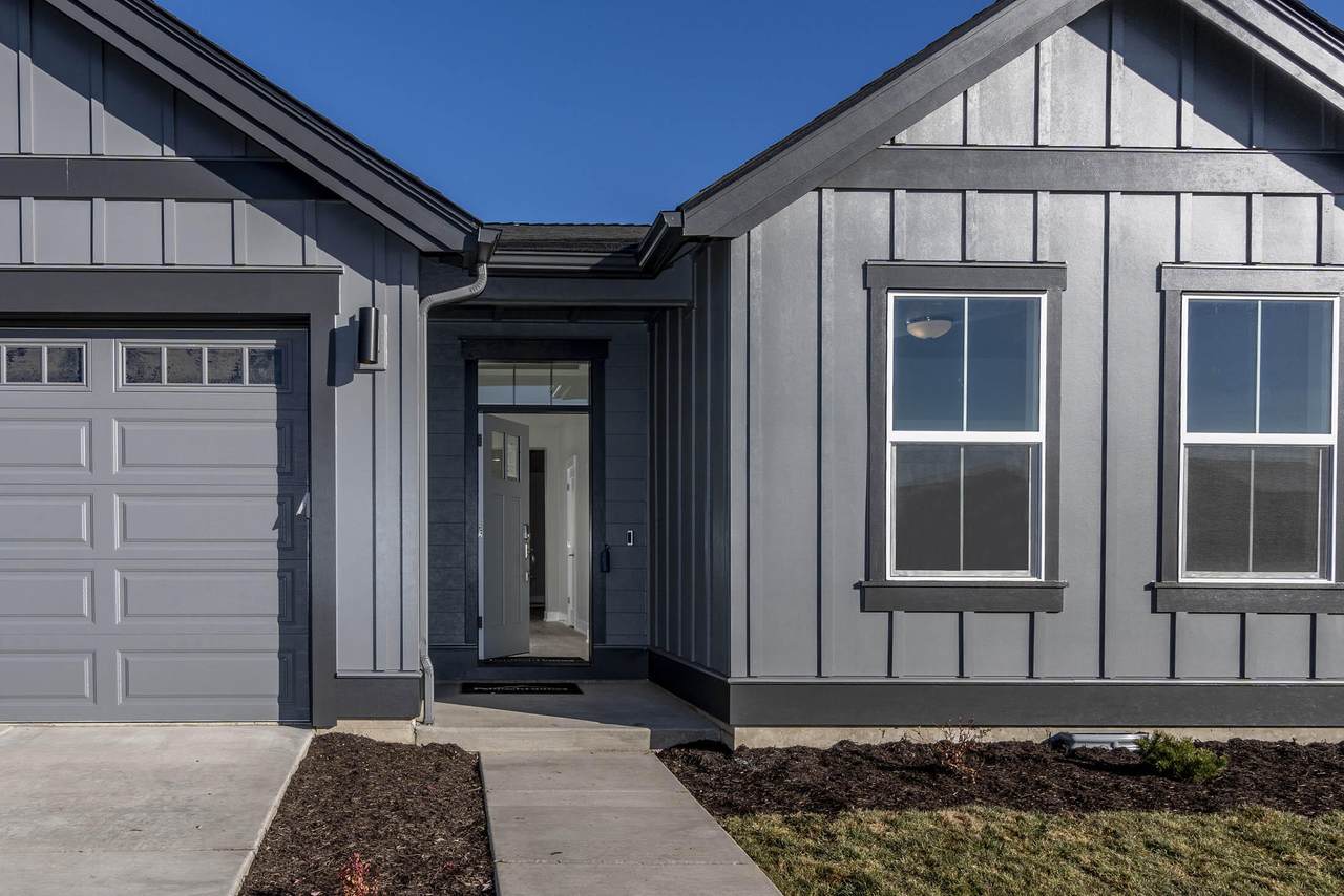 1151-(OP191) Henry Drive - Photo 1