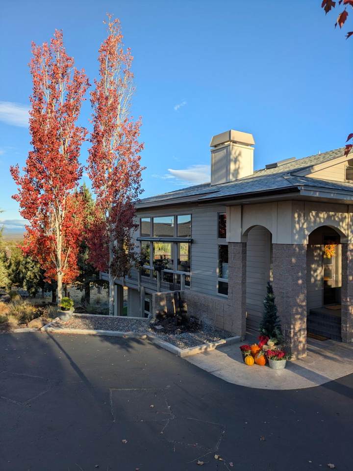 893 Highland View Loop - Photo 1