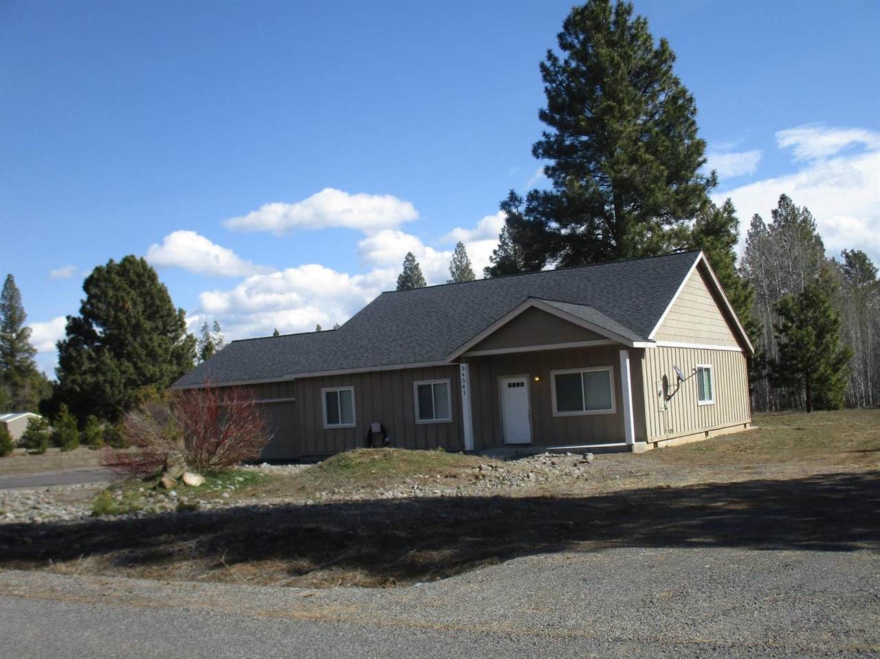 34541 Castle Drive - Photo 1