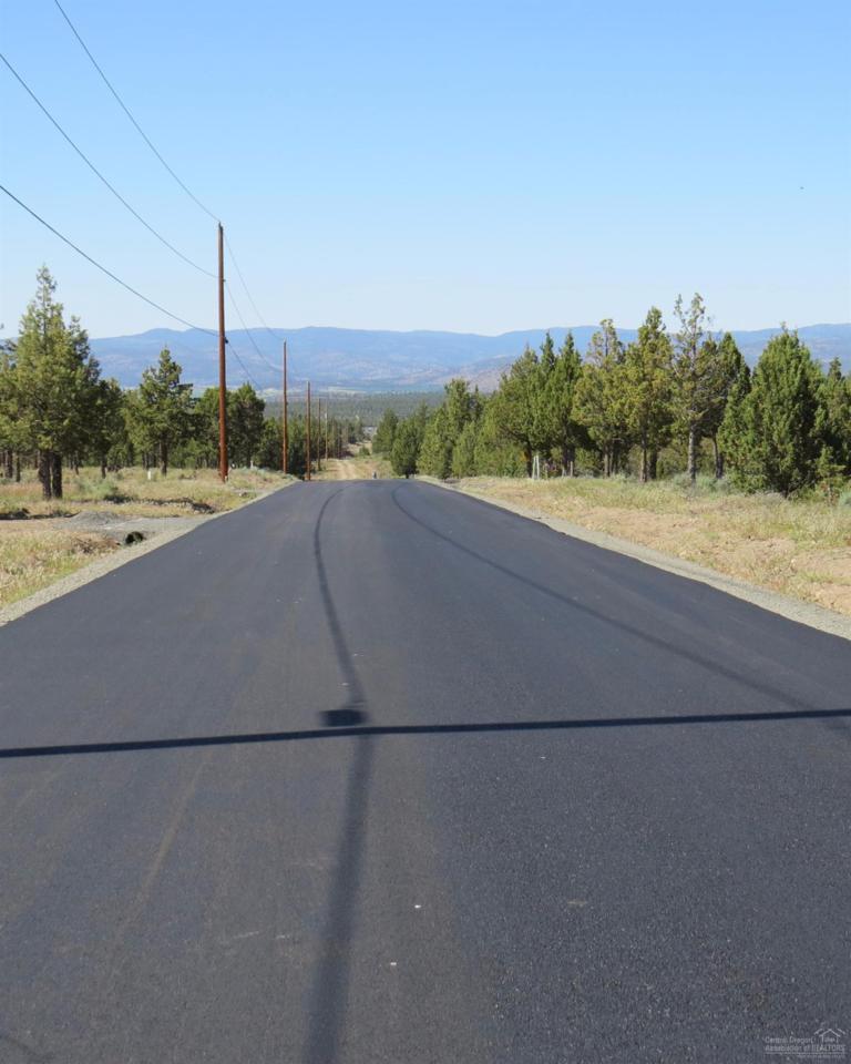7311 SE Quail Canyon Road, Prineville, OR 97754 (MLS #201511113) :: Birtola Garmyn High Desert Realty