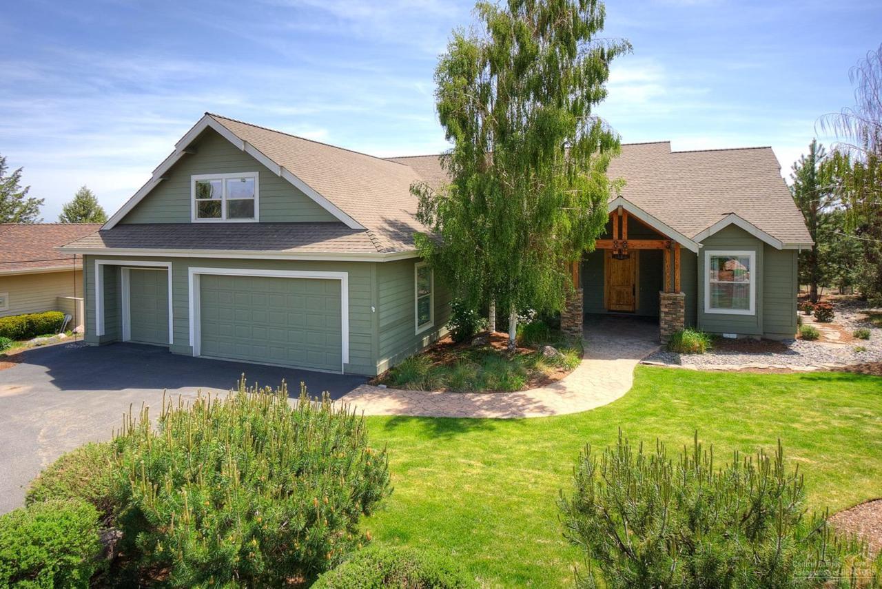 1796 Turnstone Road, Redmond, OR 97756 (MLS #201604705) :: Birtola Garmyn High Desert Realty