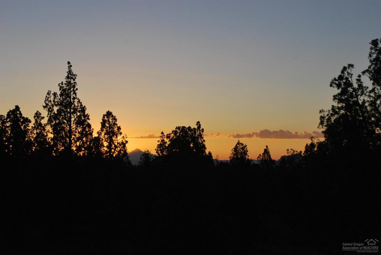 7555 SW Stillman Road Lot 4, Powell Butte, OR 97753 (MLS #201606632) :: Birtola Garmyn High Desert Realty