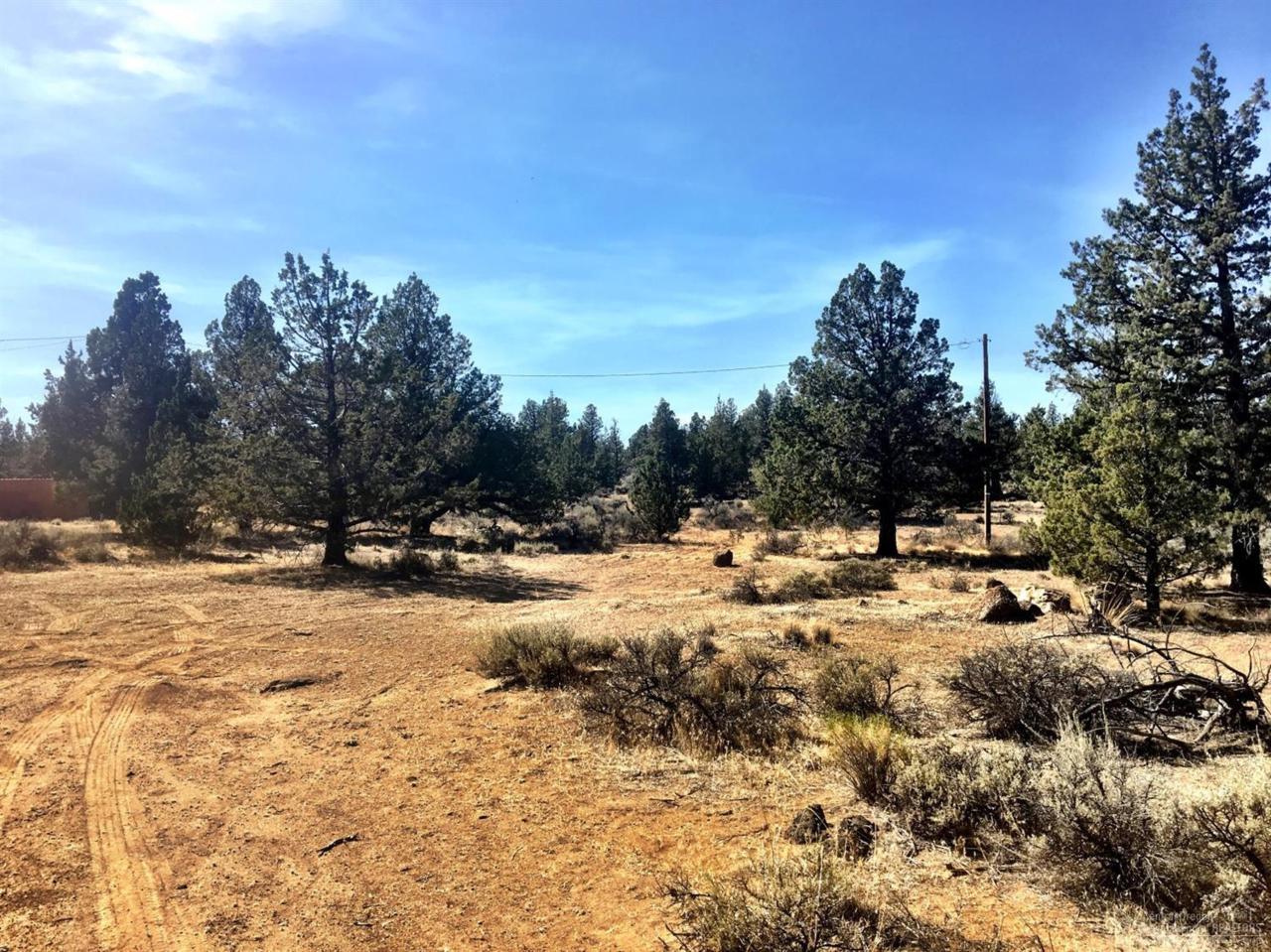 65435 78th Street, Bend, OR 97703 (MLS #201608581) :: Birtola Garmyn High Desert Realty