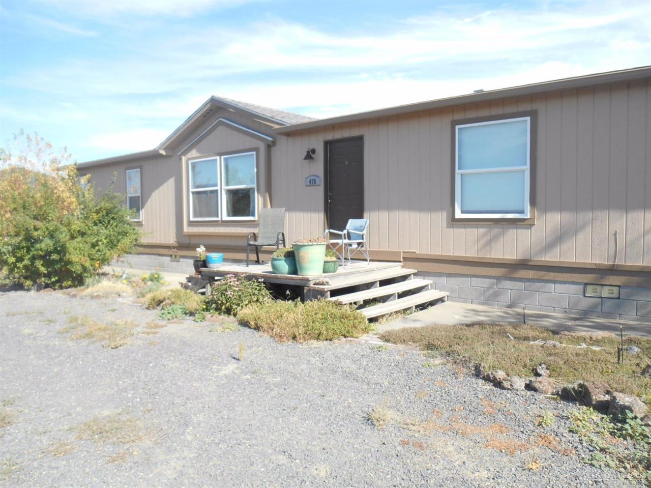 475 NW Gumwood Lane, Madras, OR 97741 (MLS #201609862) :: Birtola Garmyn High Desert Realty