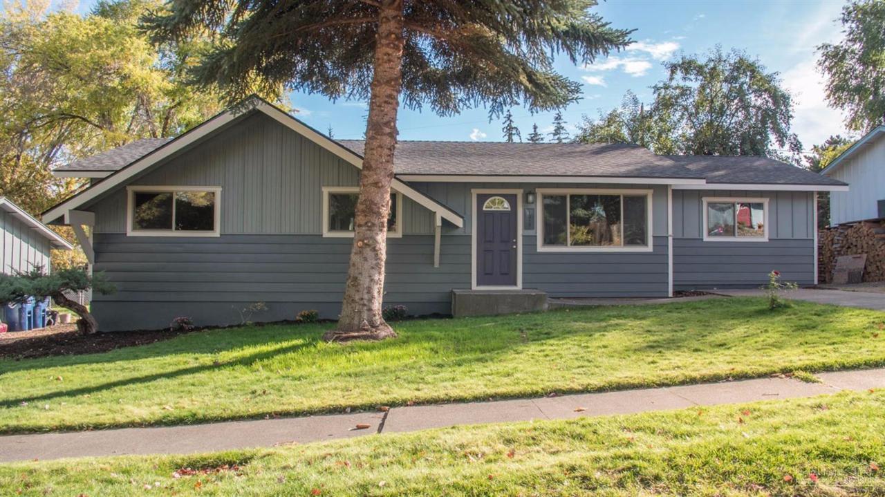 1319 NE Dempsey Drive, Bend, OR 97701 (MLS #201610077) :: Birtola Garmyn High Desert Realty