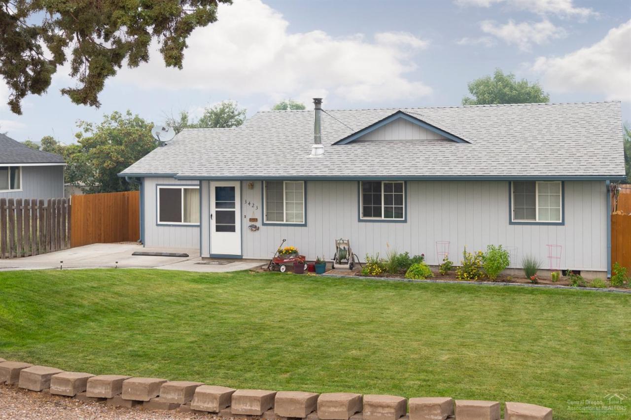 3423 Quartz Avenue - Photo 1